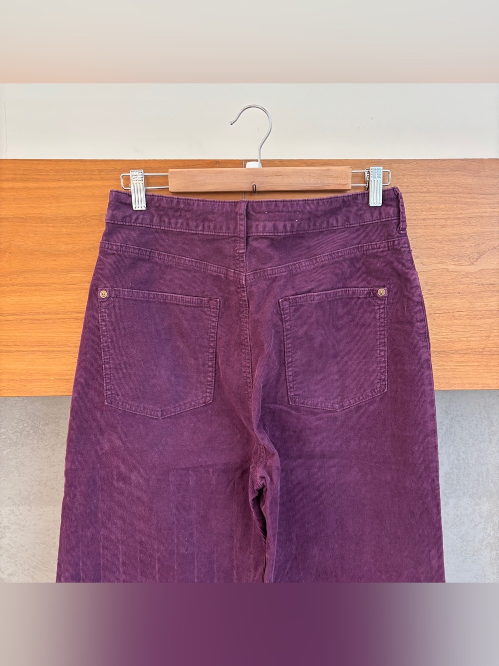 Pilcro Corduroy wide leg pants, Size 30 - Picture 8 of 9